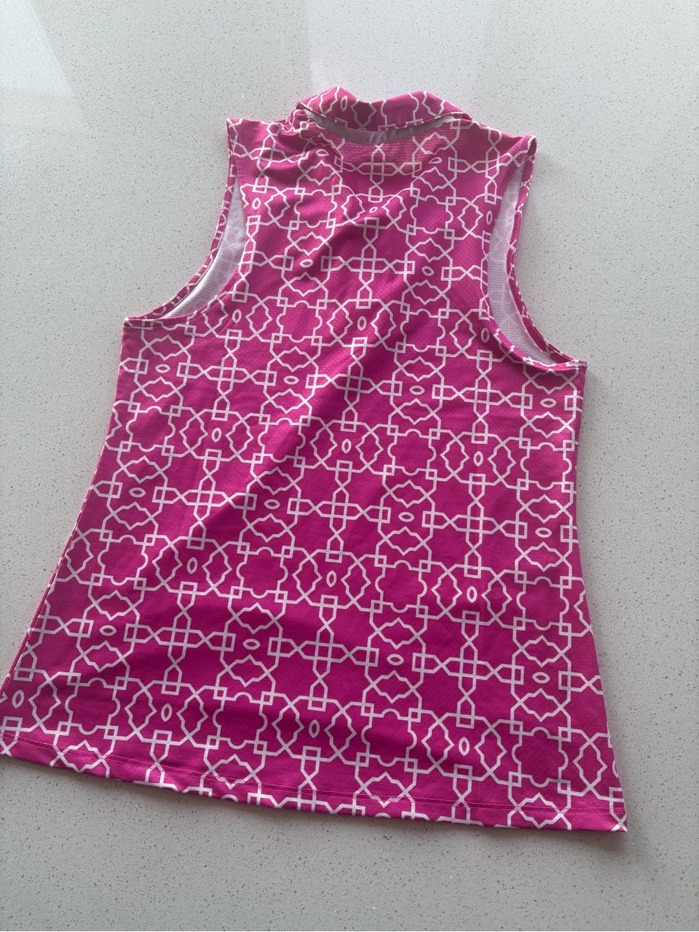 Gottex Sleeveless Golf Top in Pink Geo - Picture 2 of 3